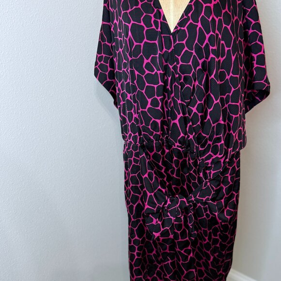 Pink & Black Abstract  Giraffe Print Dress ched Waist - Picture 1 of 2
